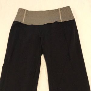 Lulu Lemon crop yoga pants
